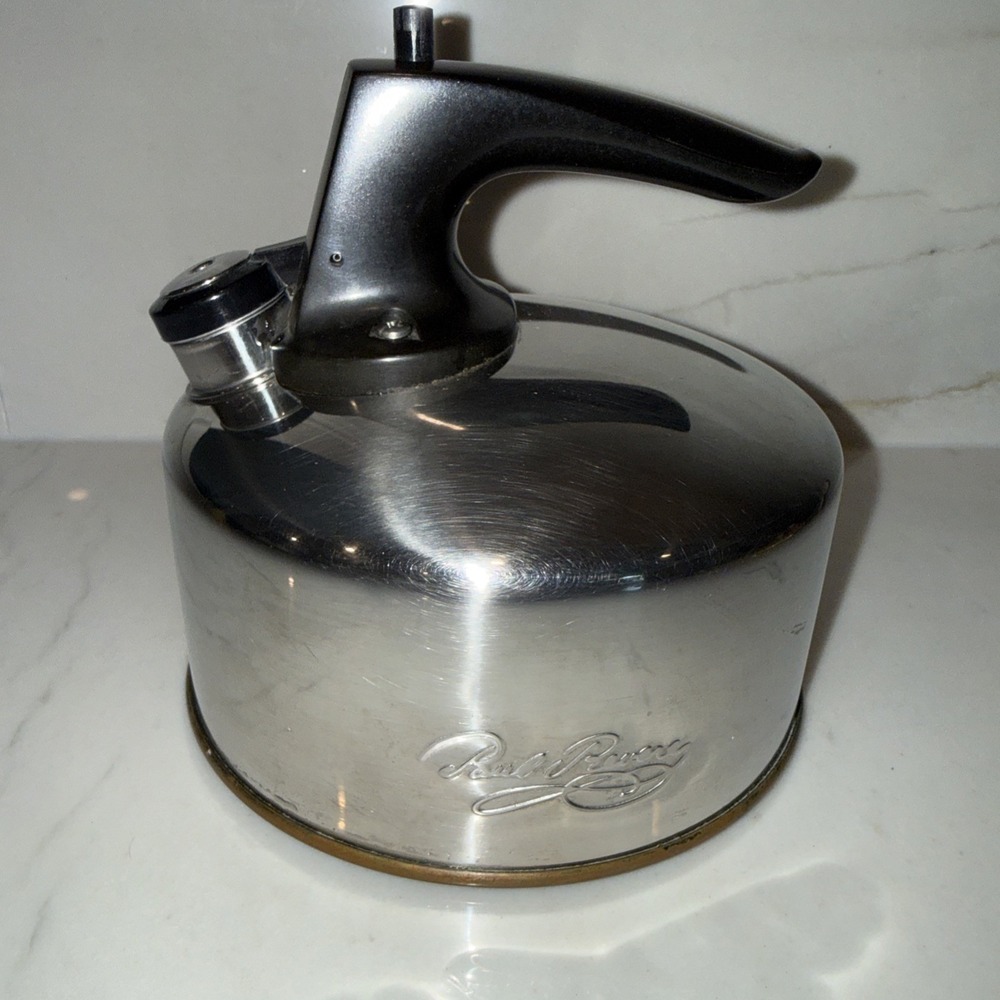 Paul Revere Ware 1801 Copper Bottom 1.5 Qt. Stainless Steel Whistling Tea Kettle